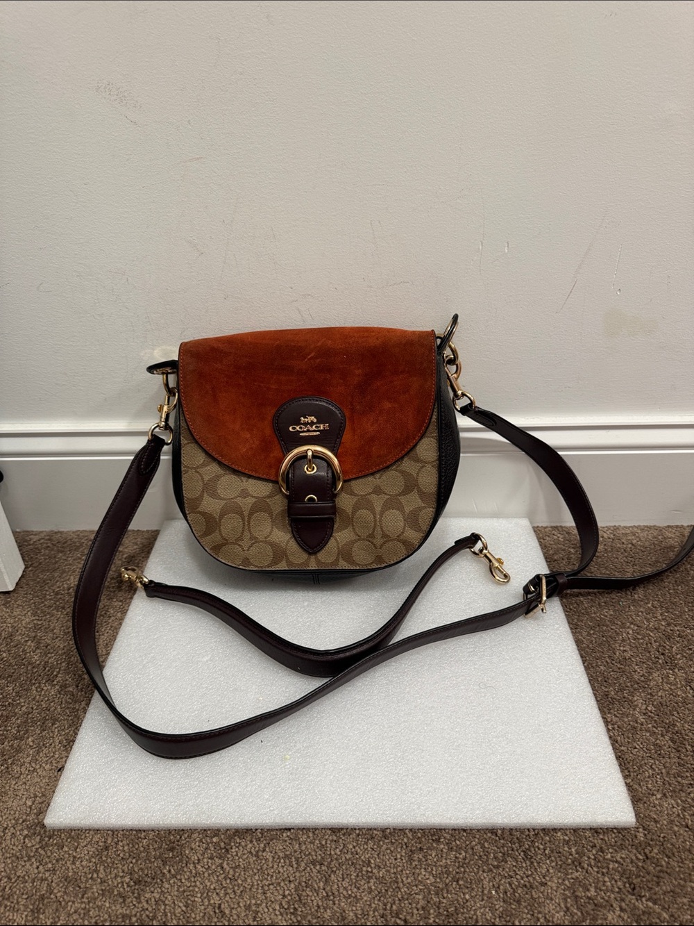 Coach Kleo Shoulder Bag 17 in Signature Canvas and rust suede purse